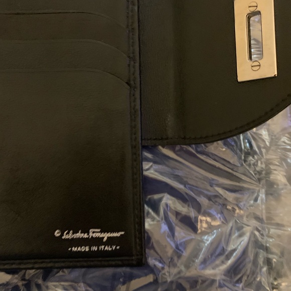 Black Salvatore ferragamo - Picture 5 of 9